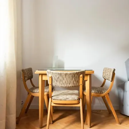Plac Zbawiciela 3-bedroom Varsó