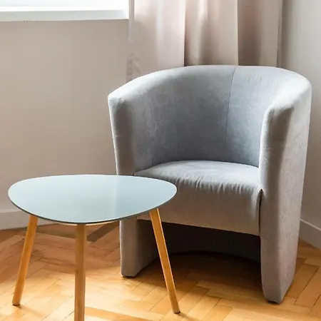 Apartman Plac Zbawiciela 3-bedroom *