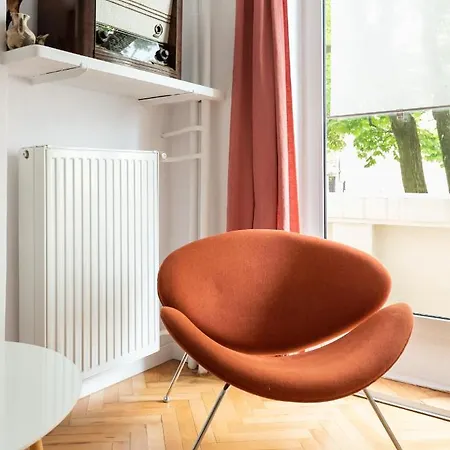 Plac Zbawiciela 3-bedroom *