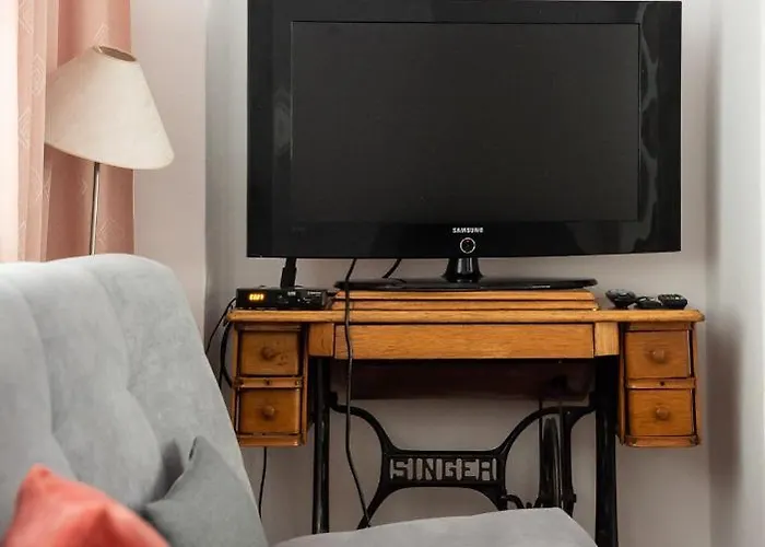 Plac Zbawiciela 3-bedroom * Warszawa