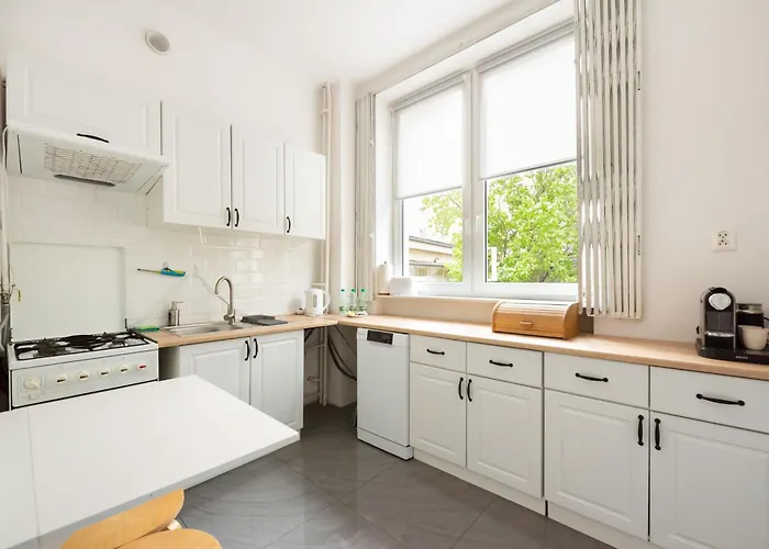 Plac Zbawiciela 3-bedroom * Warszawa