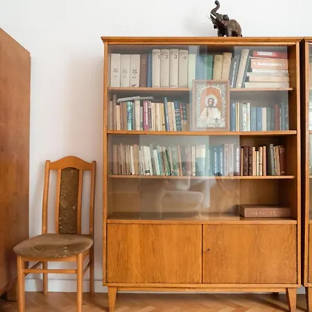 Plac Zbawiciela 3-bedroom