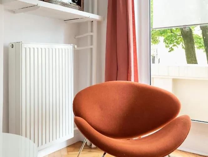 Plac Zbawiciela 3-bedroom *